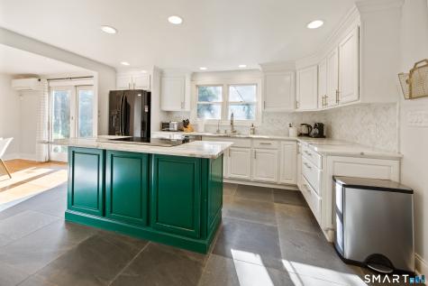 179 Bayard Avenue North Haven CT 06473