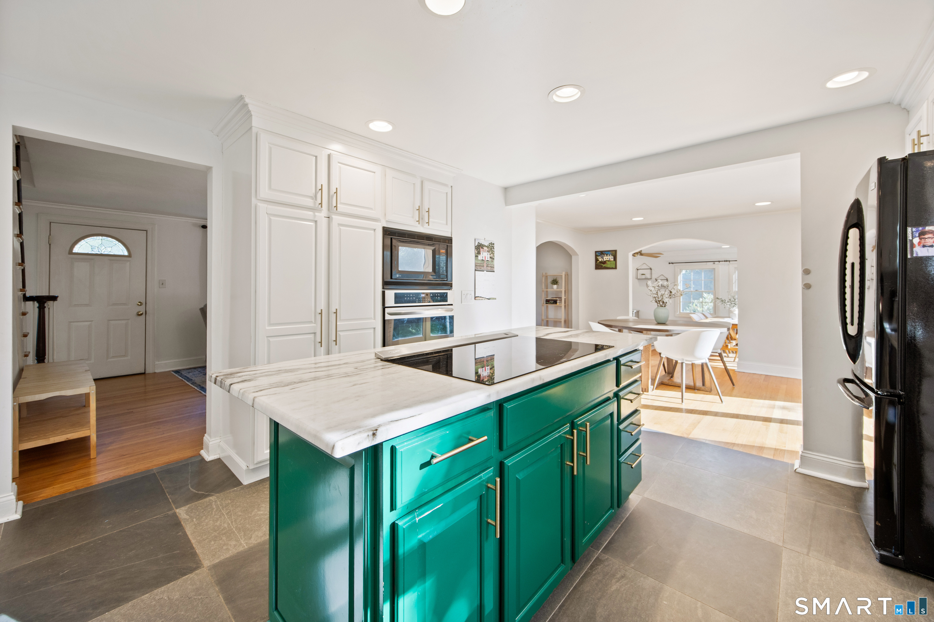 179 Bayard Avenue North Haven CT 06473