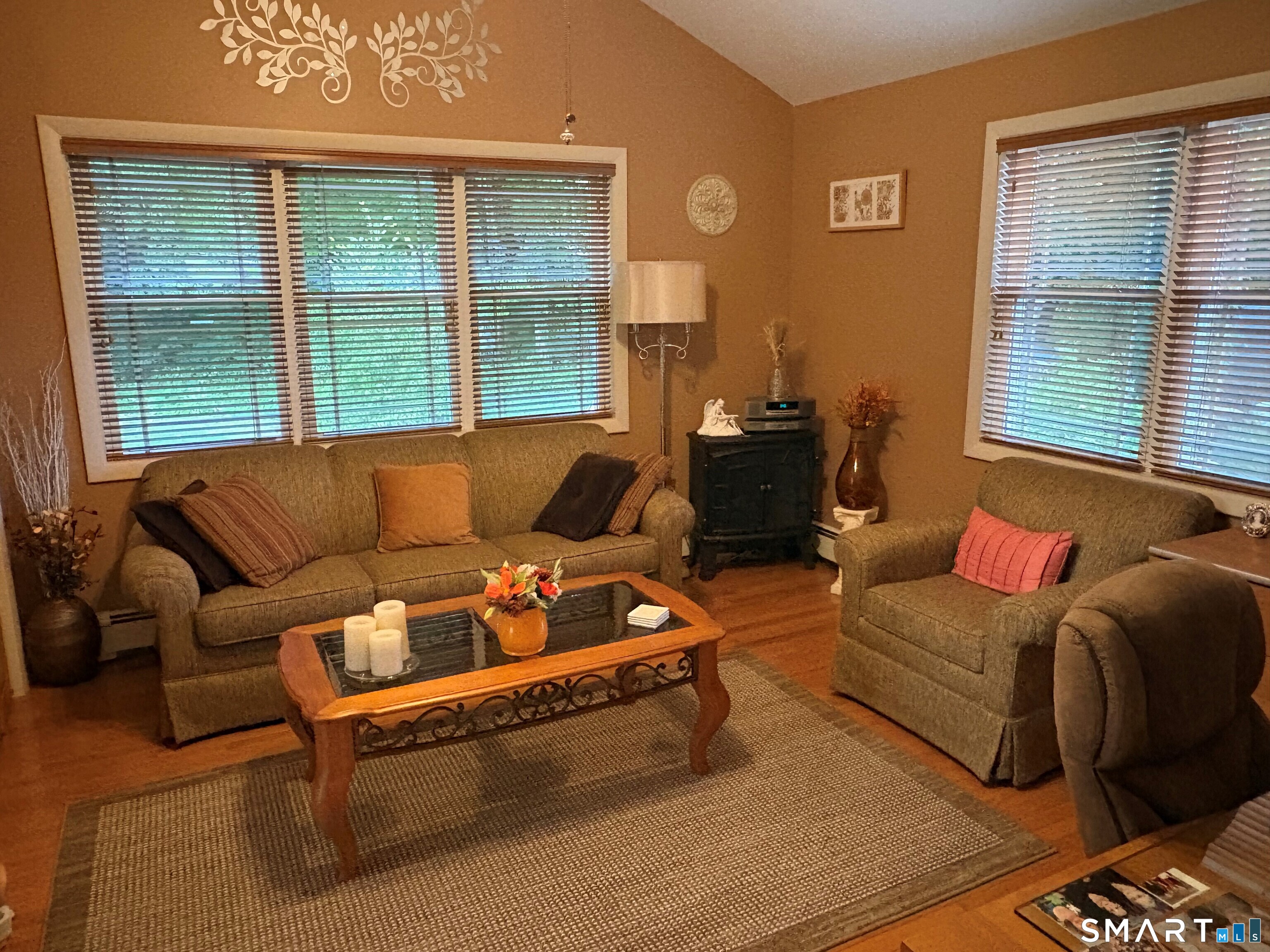 4 Dempsey Court Ansonia CT 06401