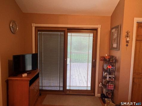 4 Dempsey Court Ansonia CT 06401