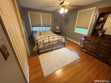 4 Dempsey Court Ansonia CT 06401