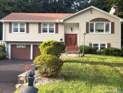 4 Dempsey Court Ansonia CT 06401