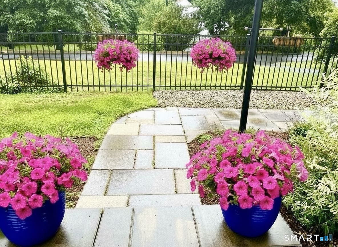 530 Bloomfield Avenue Bloomfield CT 06002