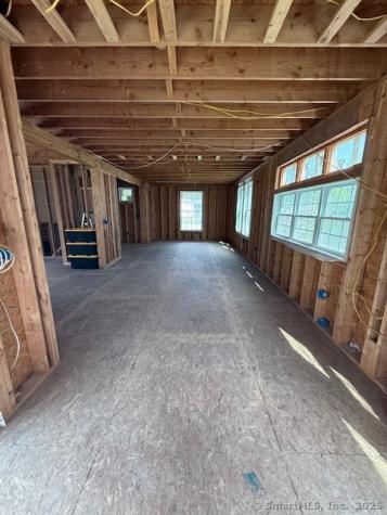 15 Suffield Street Windsor Locks CT 06096