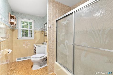 21 Knollwood Road Southington CT 06489