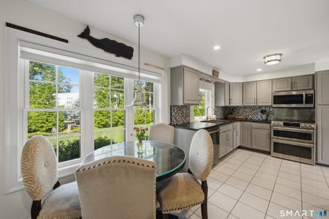 85 Blueberry Knolls Middlebury CT 06762