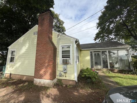 33 Howard Avenue Middletown CT 06457