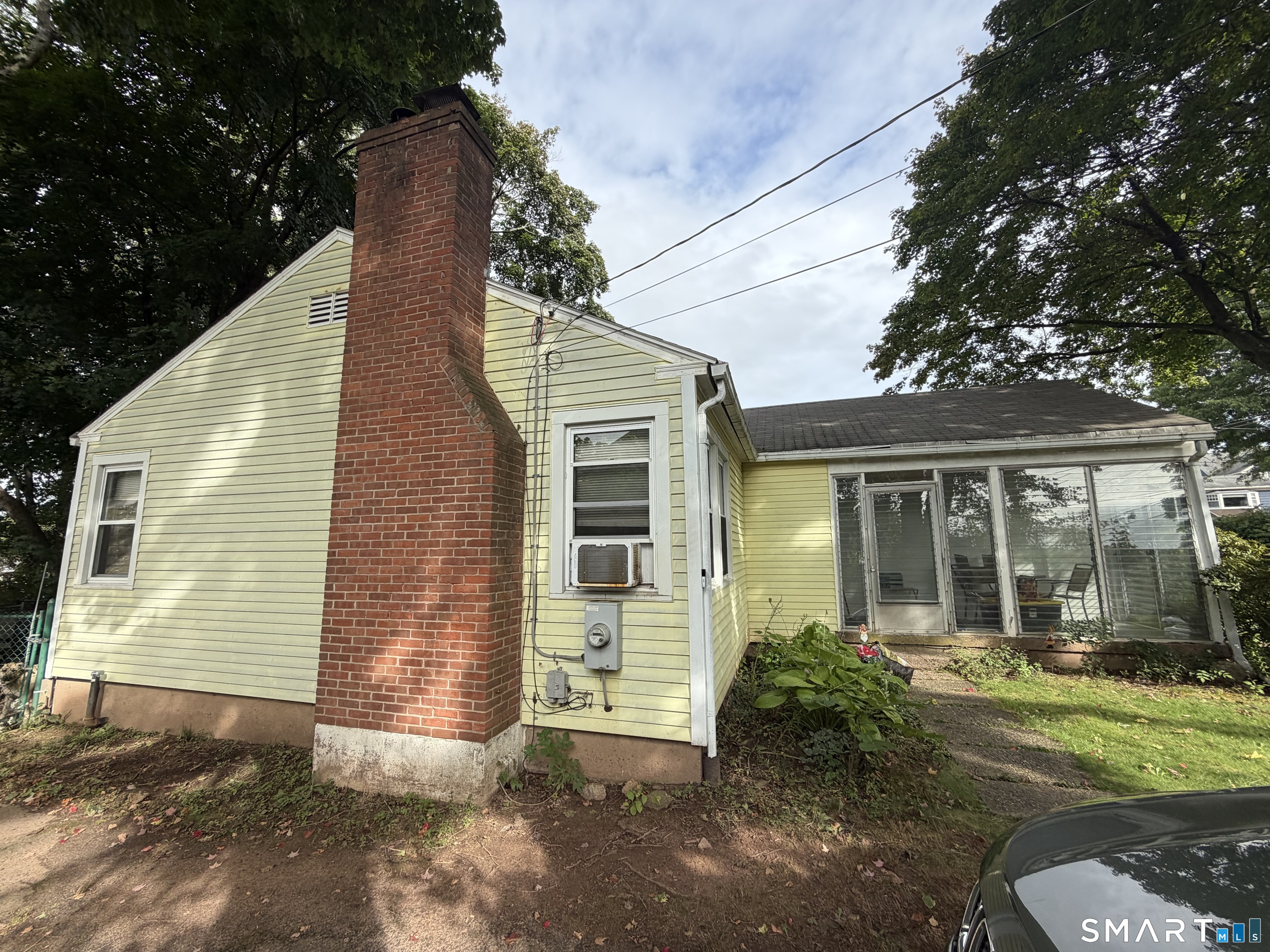 33 Howard Avenue Middletown CT 06457