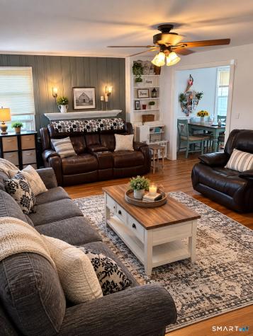 33 Howard Avenue Middletown CT 06457