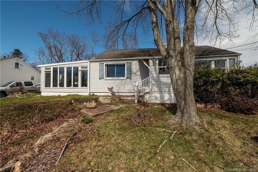 37 Hartman Avenue East Haven CT 06512