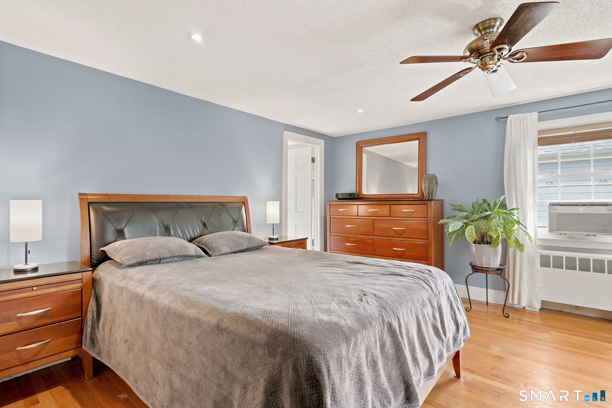 37 Cleveland Road New Haven CT 06515
