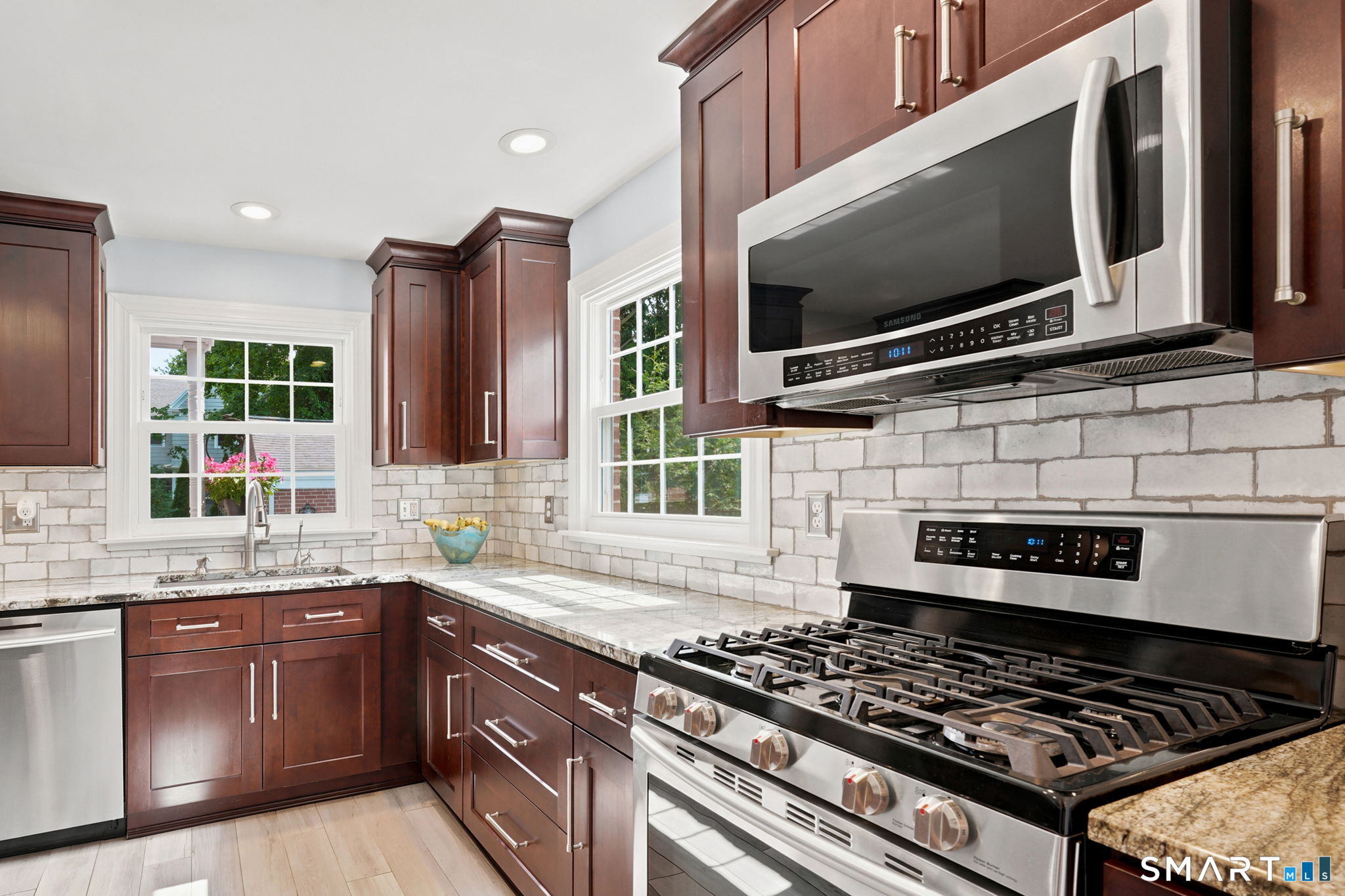 37 Cleveland Road New Haven CT 06515