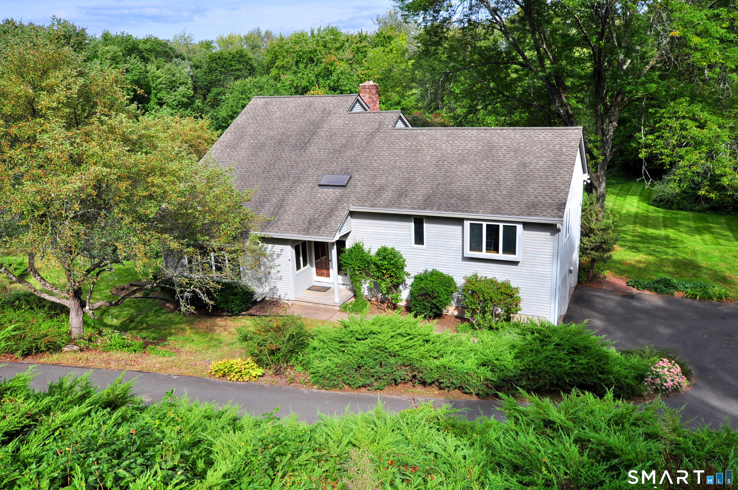 2 Metacomet Drive East Granby CT 06026