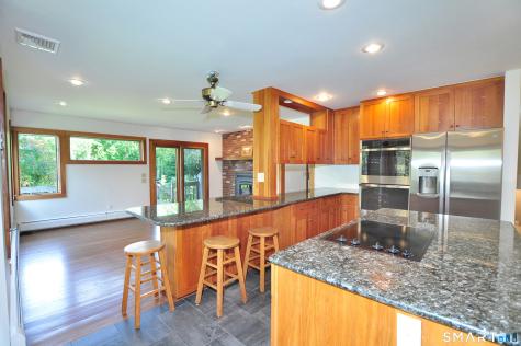 2 Metacomet Drive East Granby CT 06026