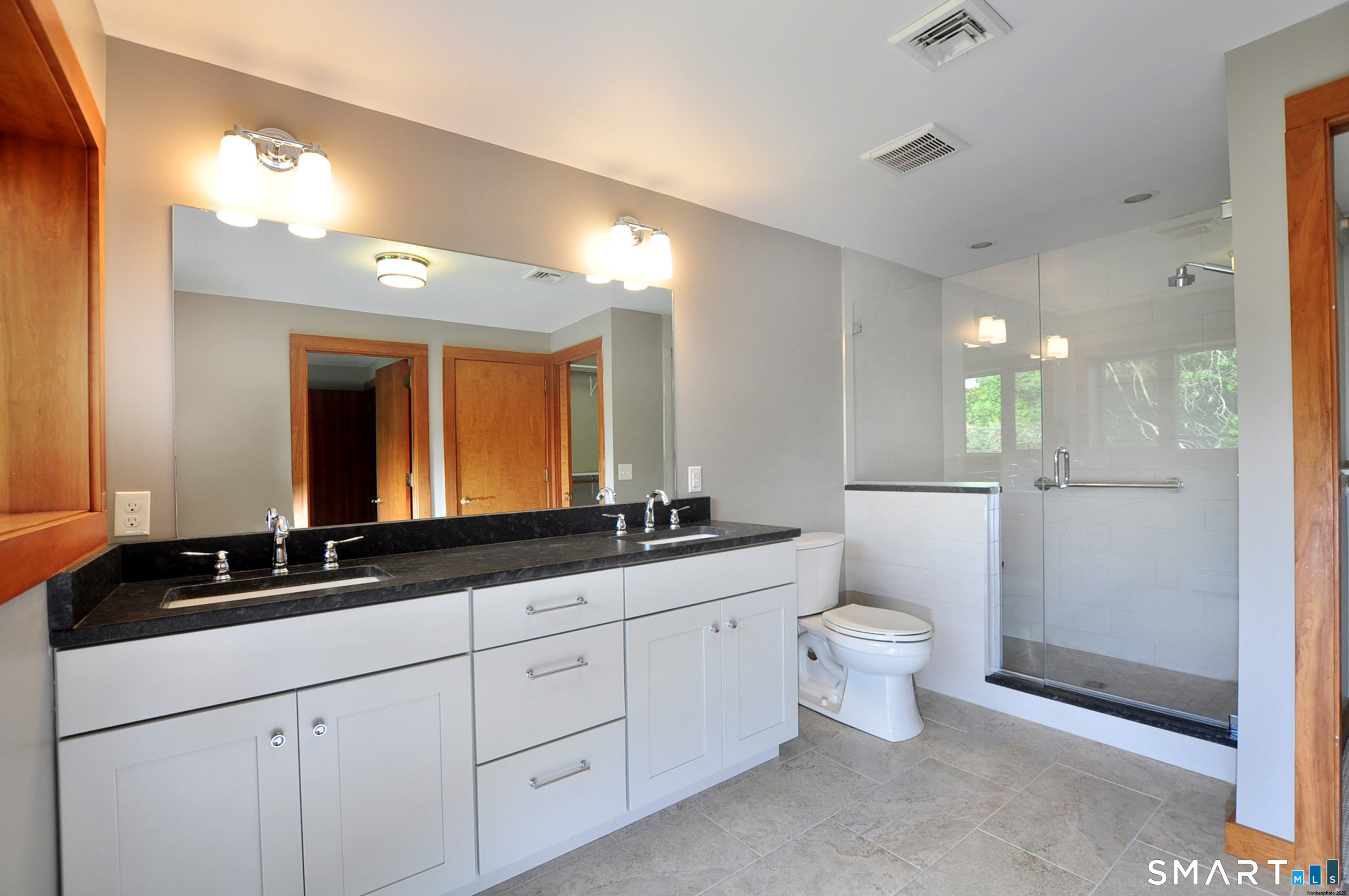 2 Metacomet Drive East Granby CT 06026