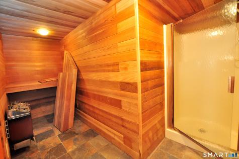 2 Metacomet Drive East Granby CT 06026