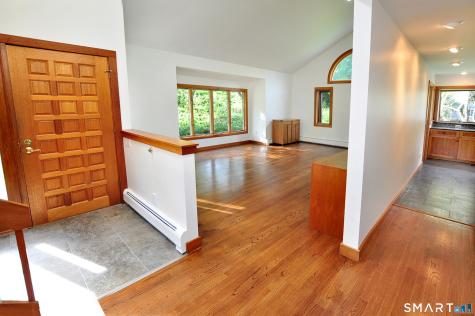 2 Metacomet Drive East Granby CT 06026