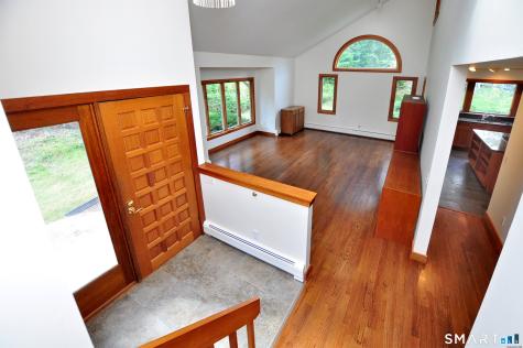 2 Metacomet Drive East Granby CT 06026