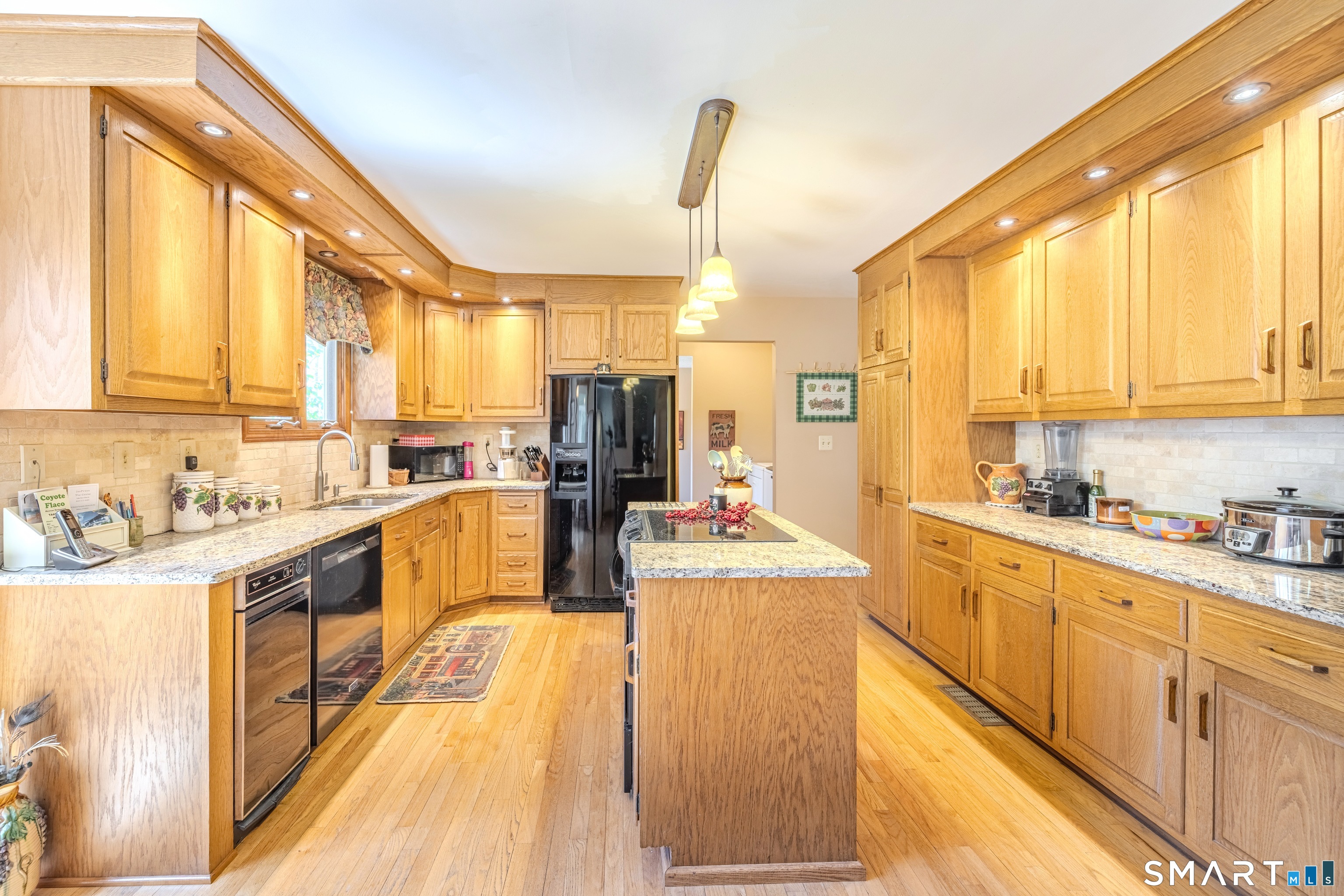11 Hunters Run Mansfield CT 06268