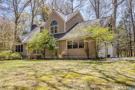 11 Hunters Run Mansfield CT 06268