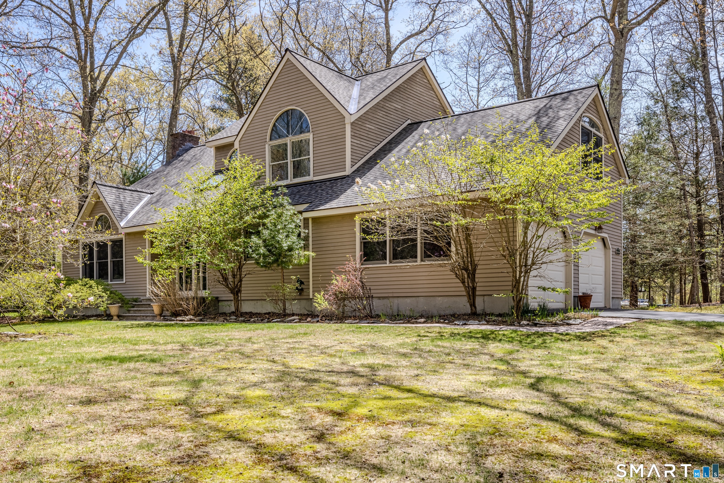 11 Hunters Run Mansfield CT 06268