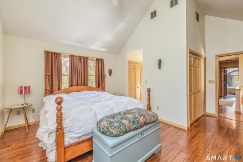 11 Hunters Run Mansfield CT 06268