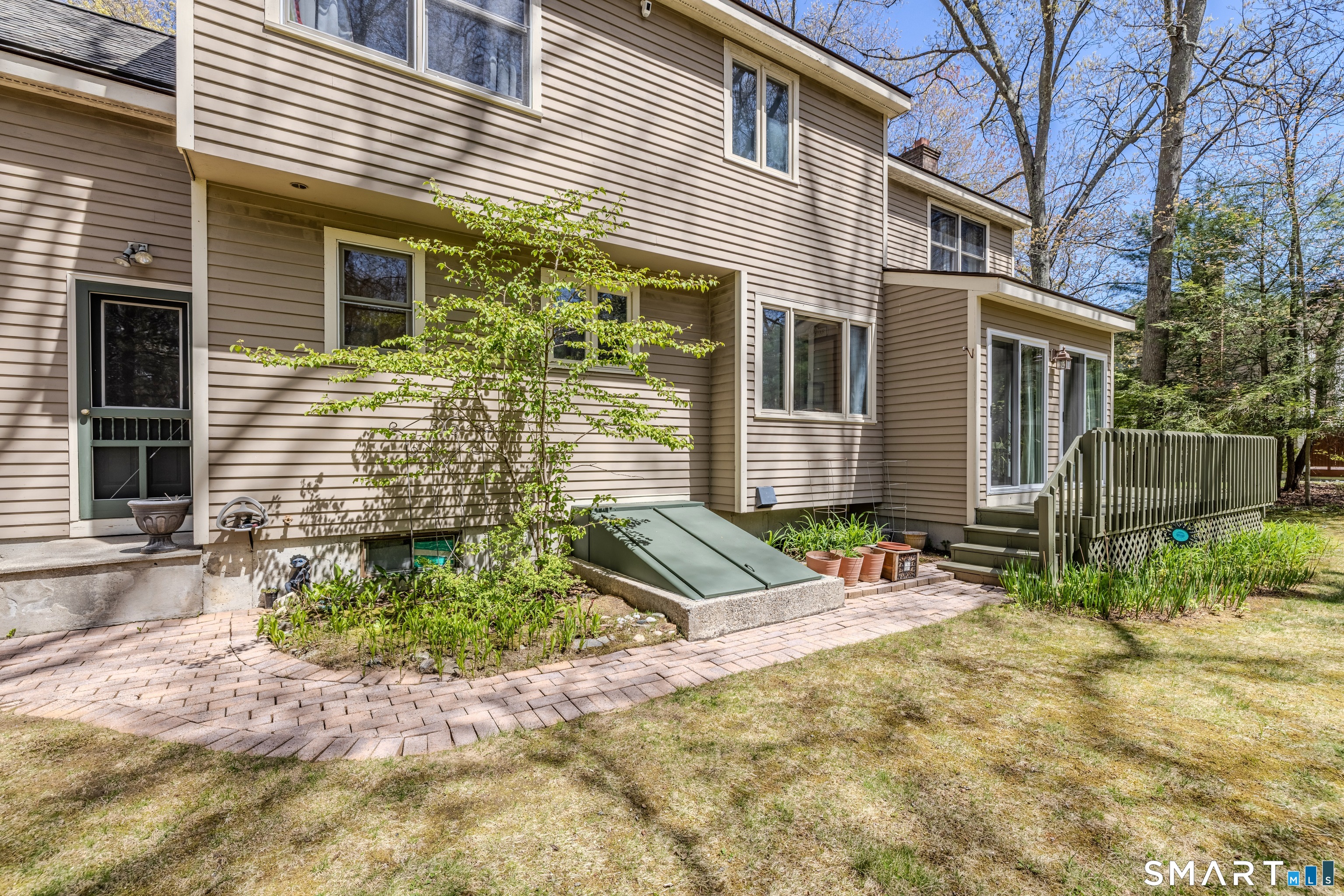 11 Hunters Run Mansfield CT 06268