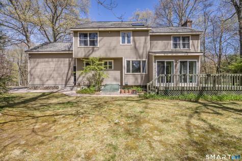 11 Hunters Run Mansfield CT 06268