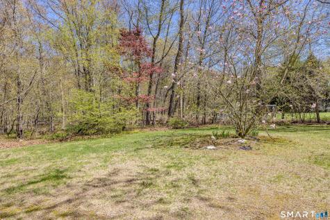 11 Hunters Run Mansfield CT 06268