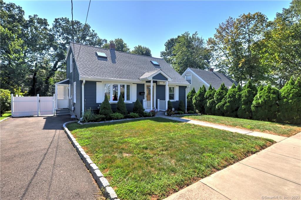 33 Danenberg Place West Haven CT 06516