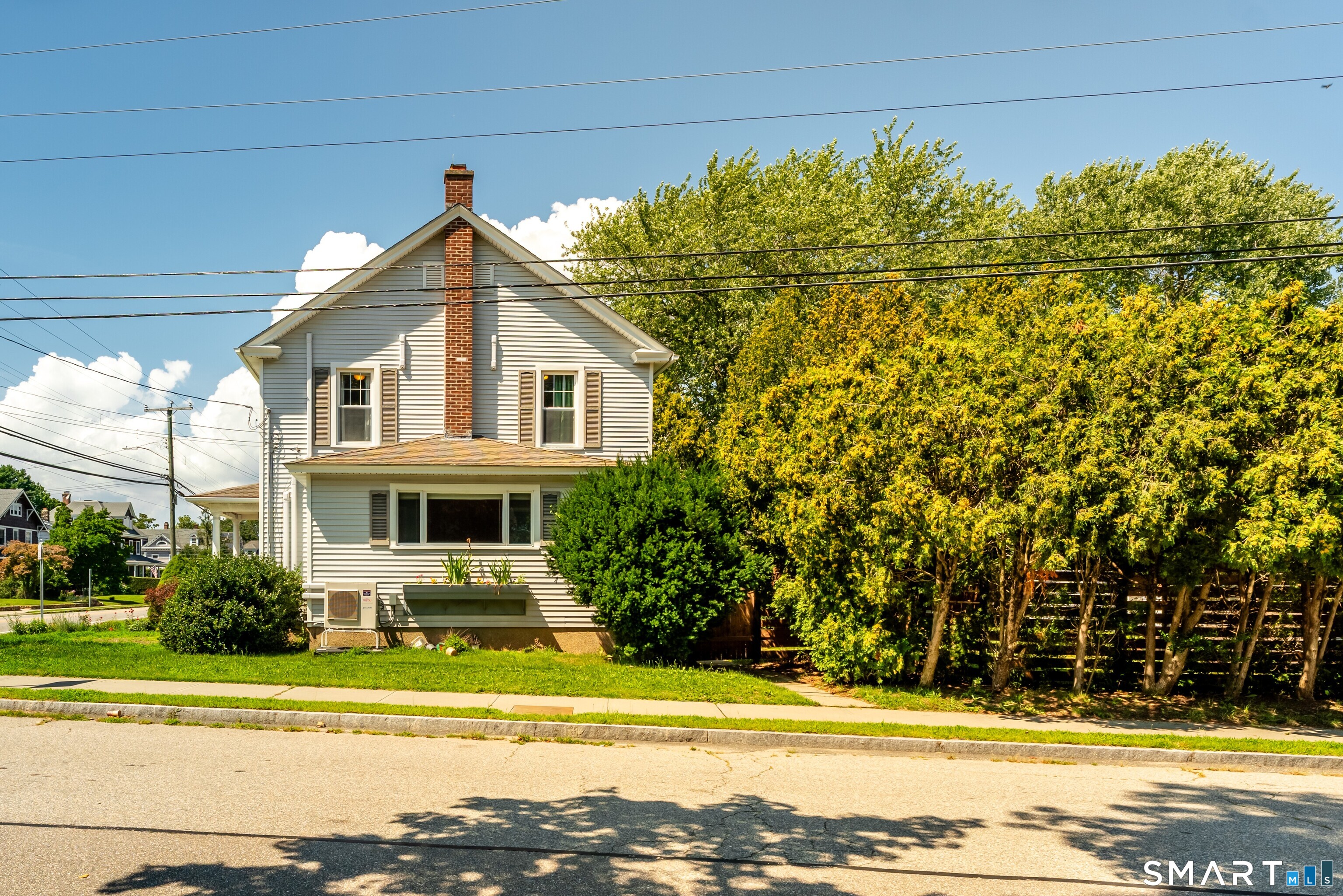 558 Ocean Avenue New London CT 06320
