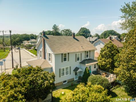 558 Ocean Avenue New London CT 06320
