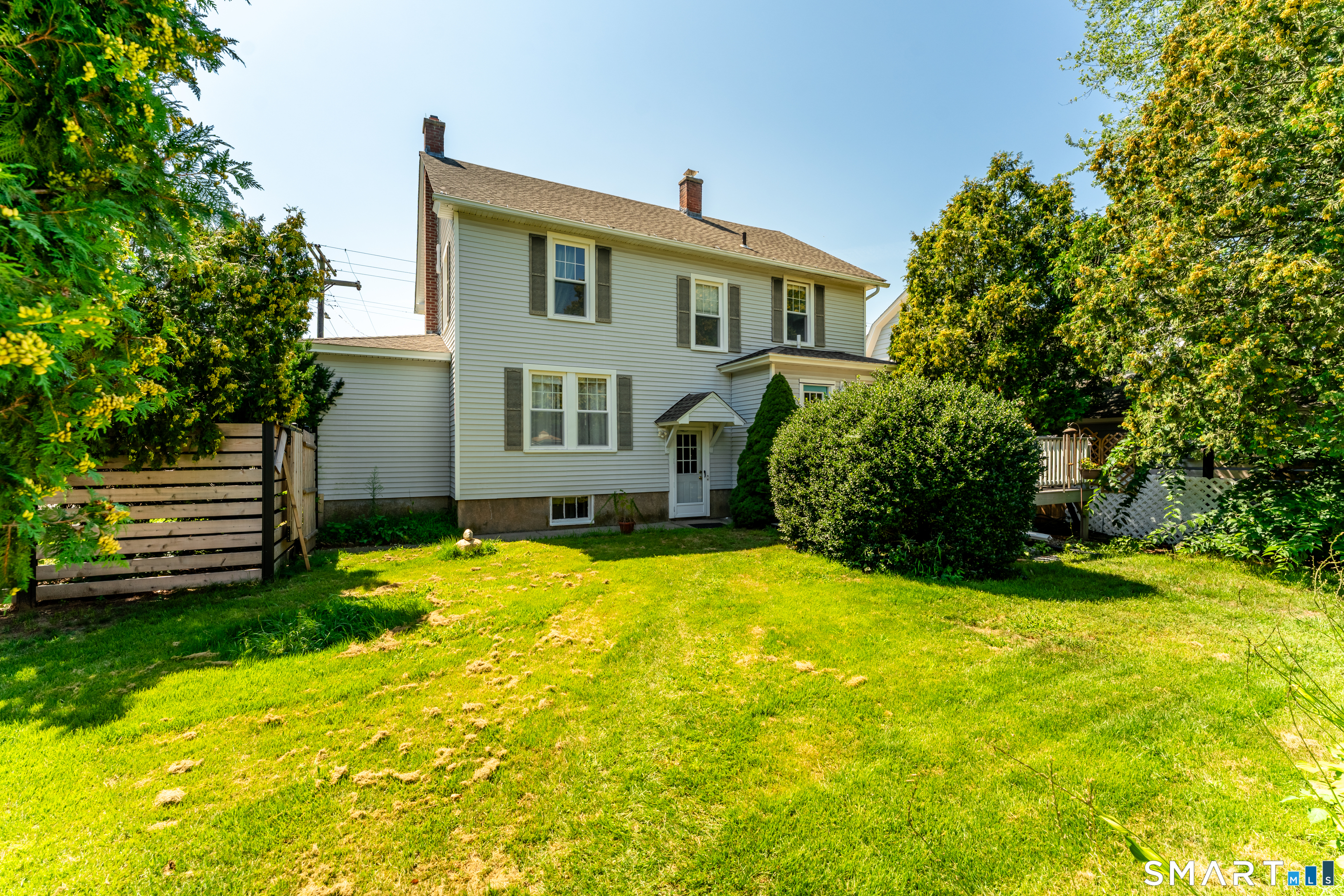 558 Ocean Avenue New London CT 06320