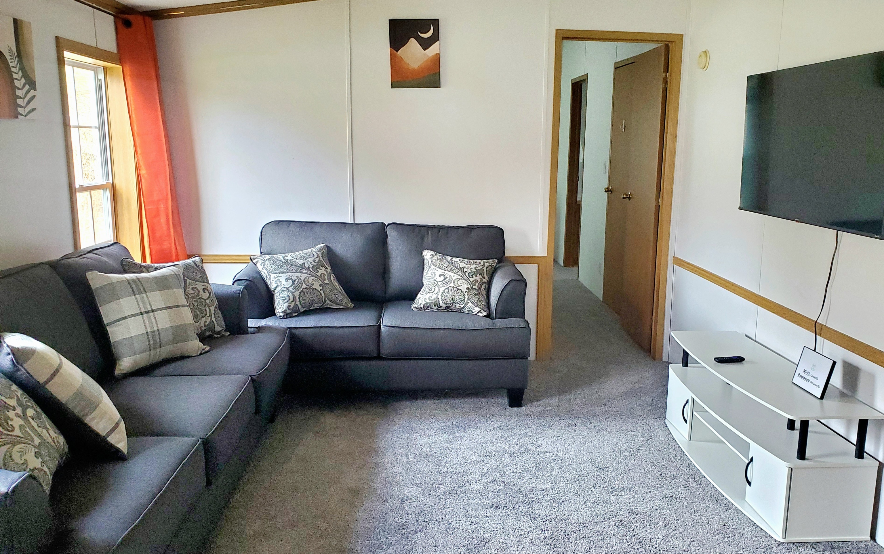 5 Mount Laurel Road Norwich CT 06360