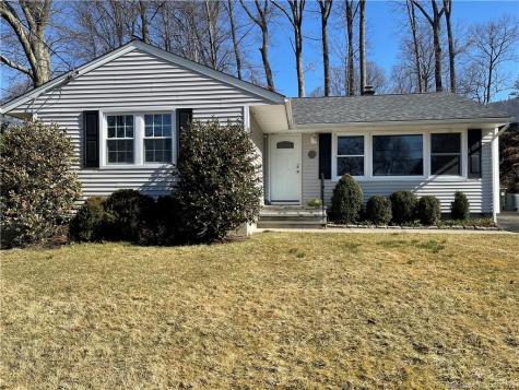 21 Castle Hill Drive Bethel CT 06801