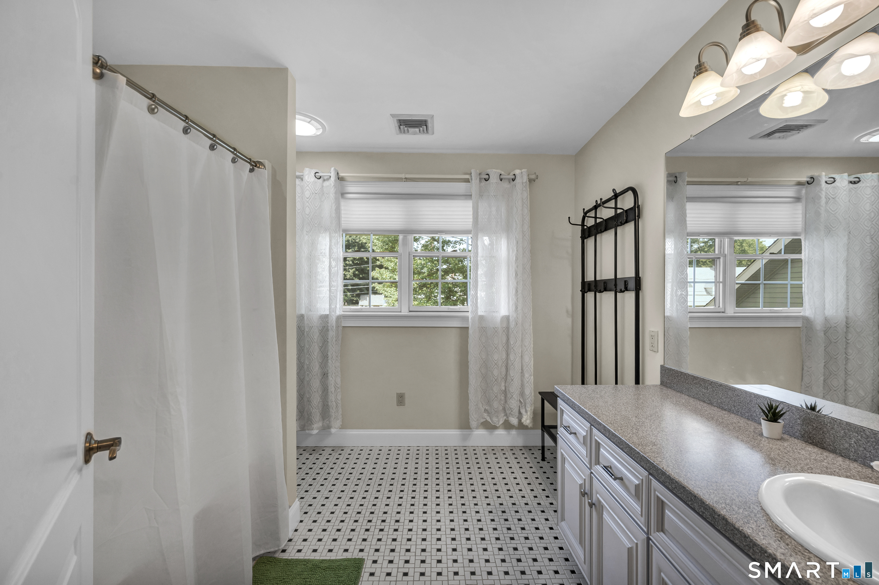 55 Kilbourne Avenue New Britain CT 06053