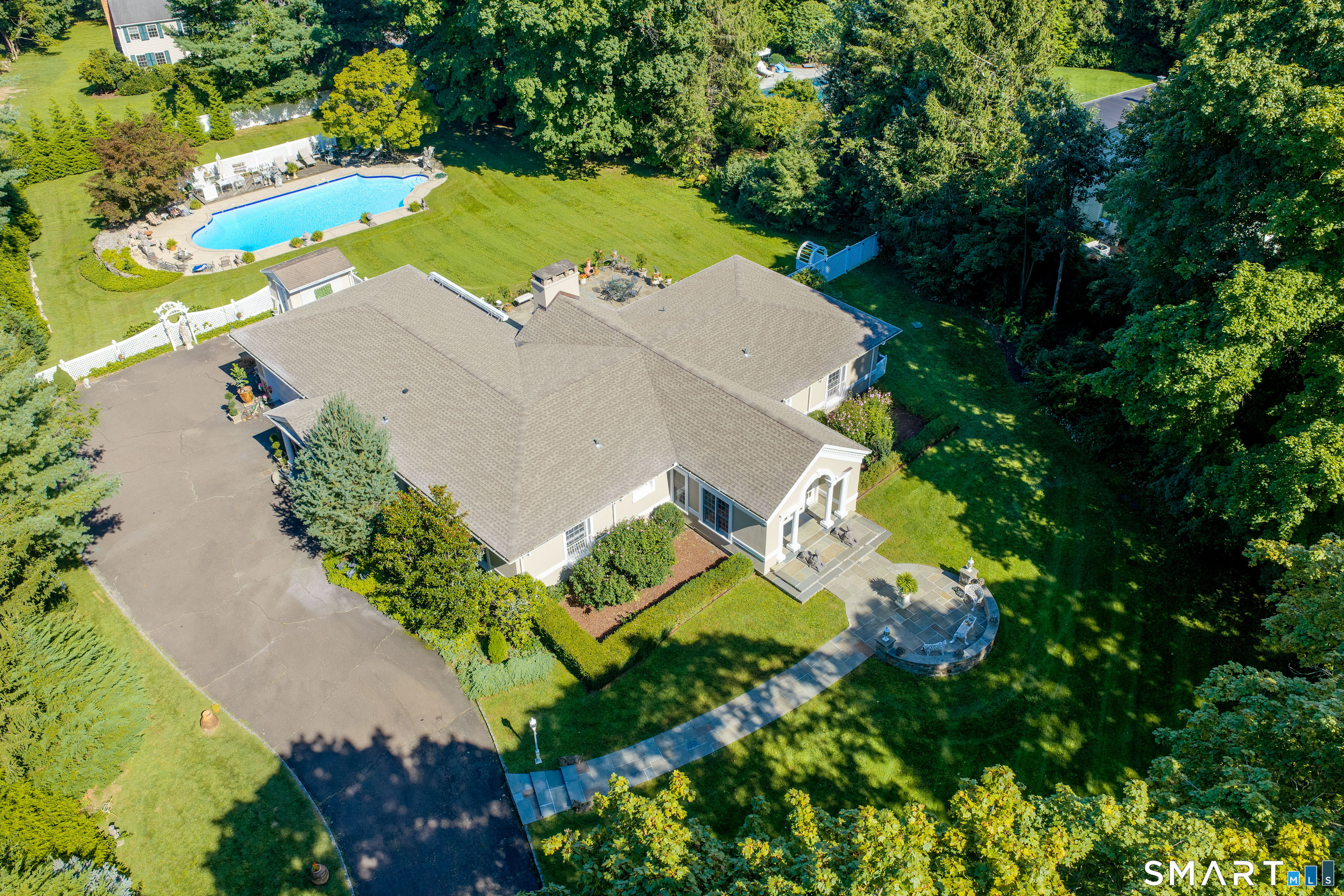 321 Oenoke Ridge New Canaan CT 06840