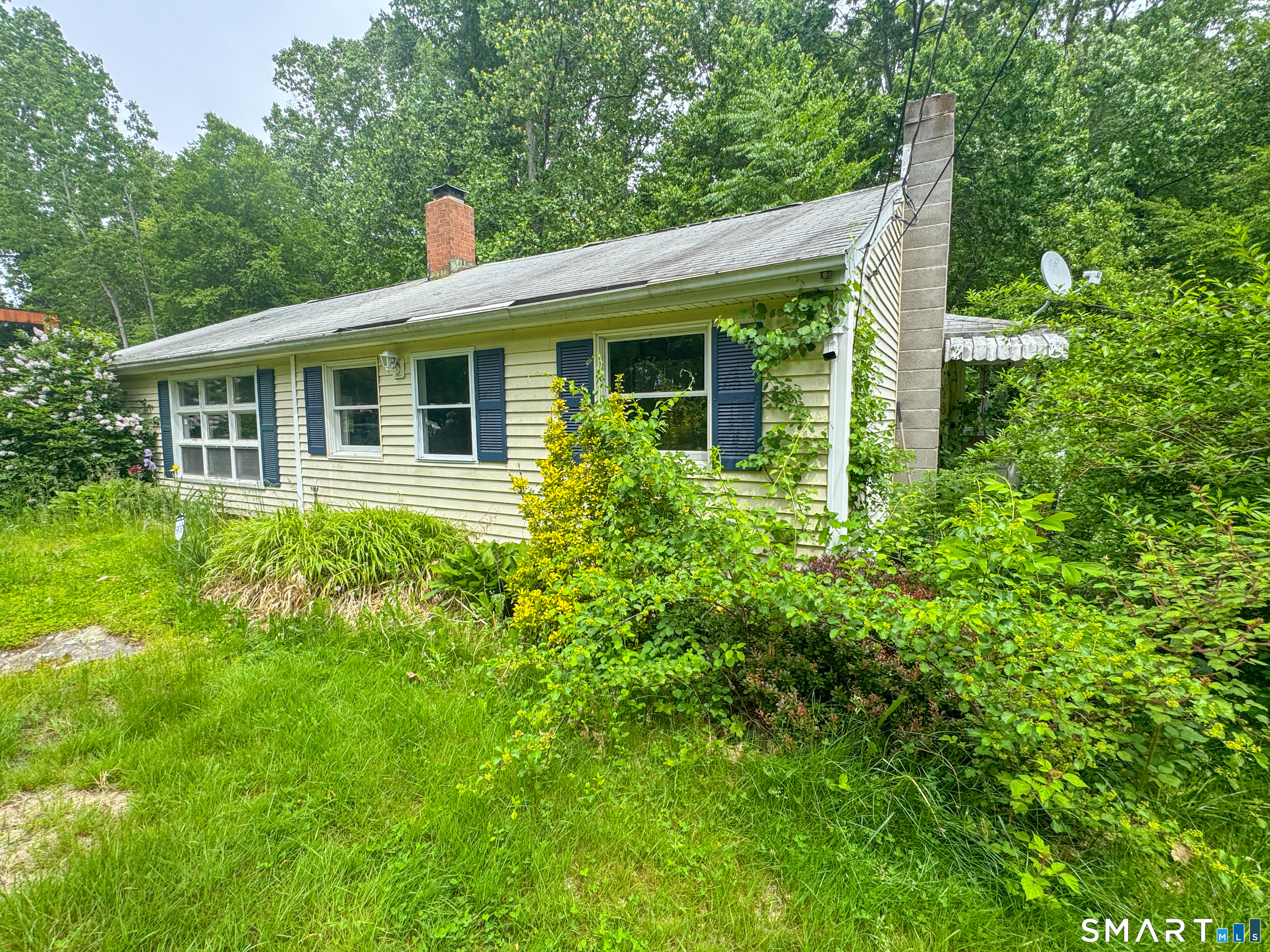 11 Brook Trail East Hampton CT 06424