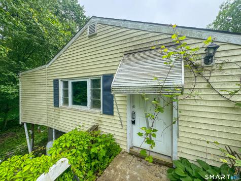 11 Brook Trail East Hampton CT 06424