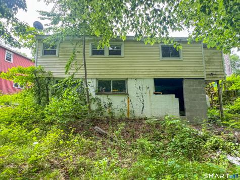 11 Brook Trail East Hampton CT 06424