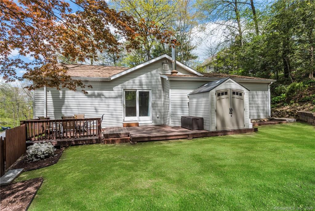 38 Manitook Drive Oxford CT 06478