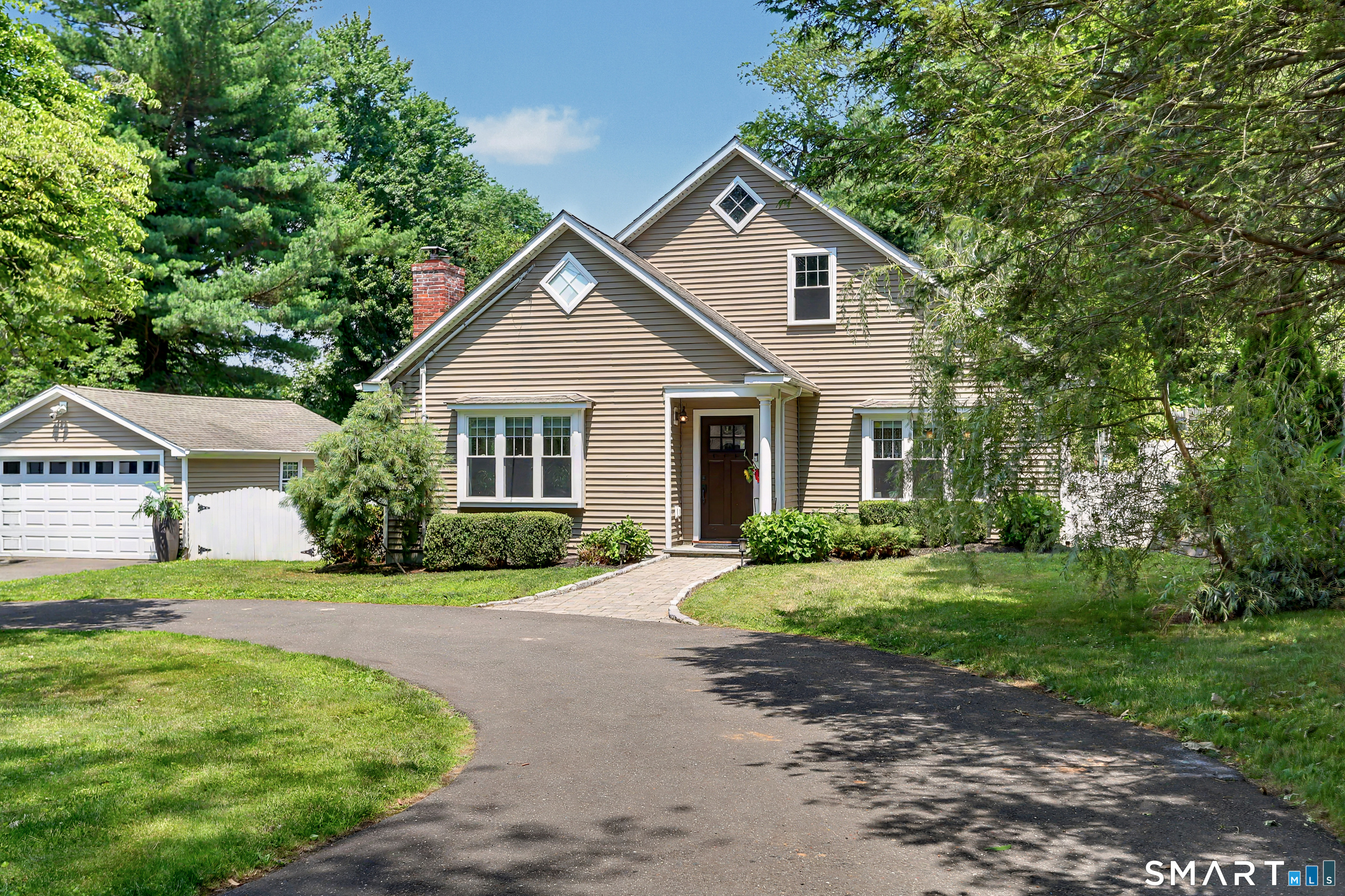 12 Cottage Place Trumbull CT 06611
