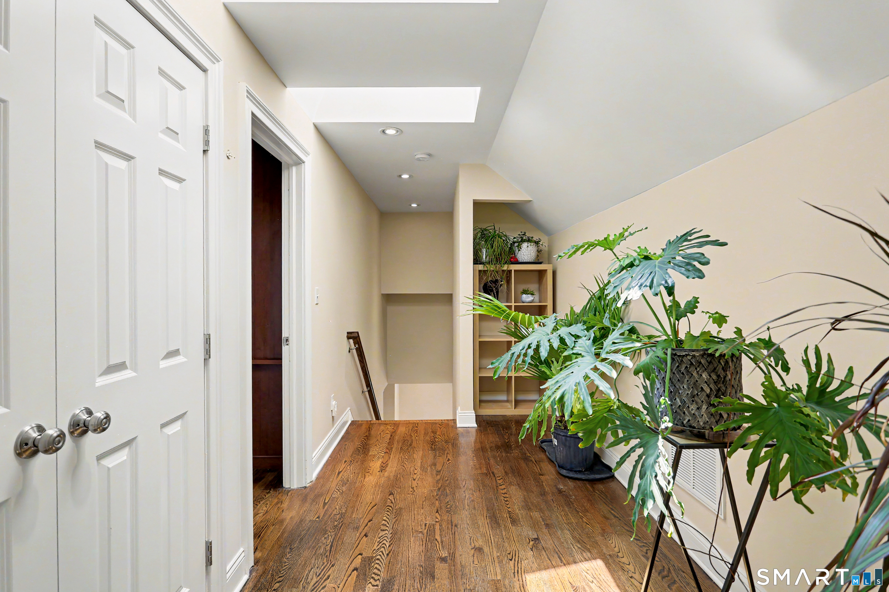 12 Cottage Place Trumbull CT 06611