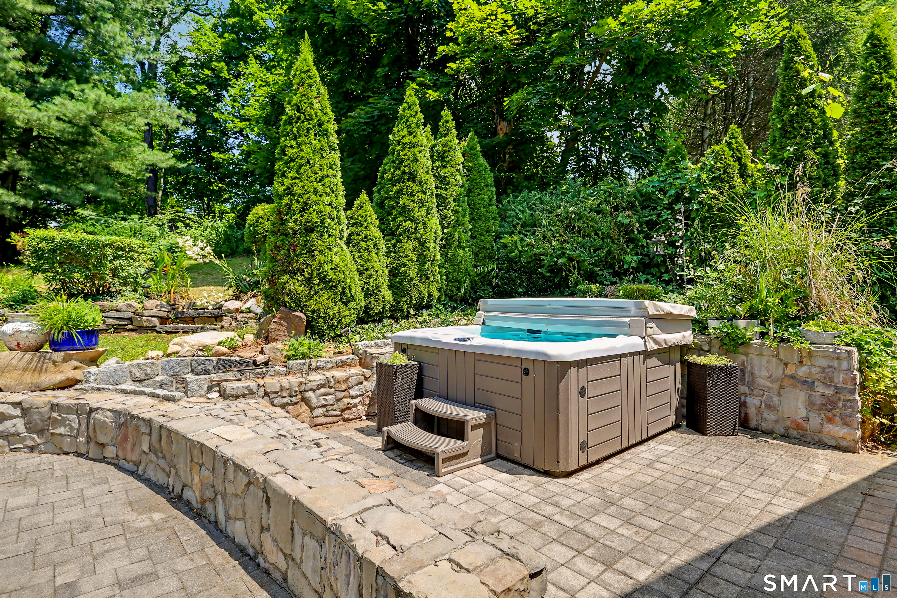 12 Cottage Place Trumbull CT 06611