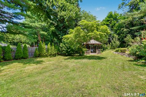12 Cottage Place Trumbull CT 06611