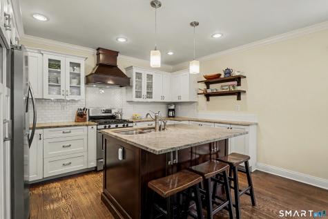 12 Cottage Place Trumbull CT 06611