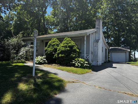 13 Briarwood Drive Old Saybrook CT 06475