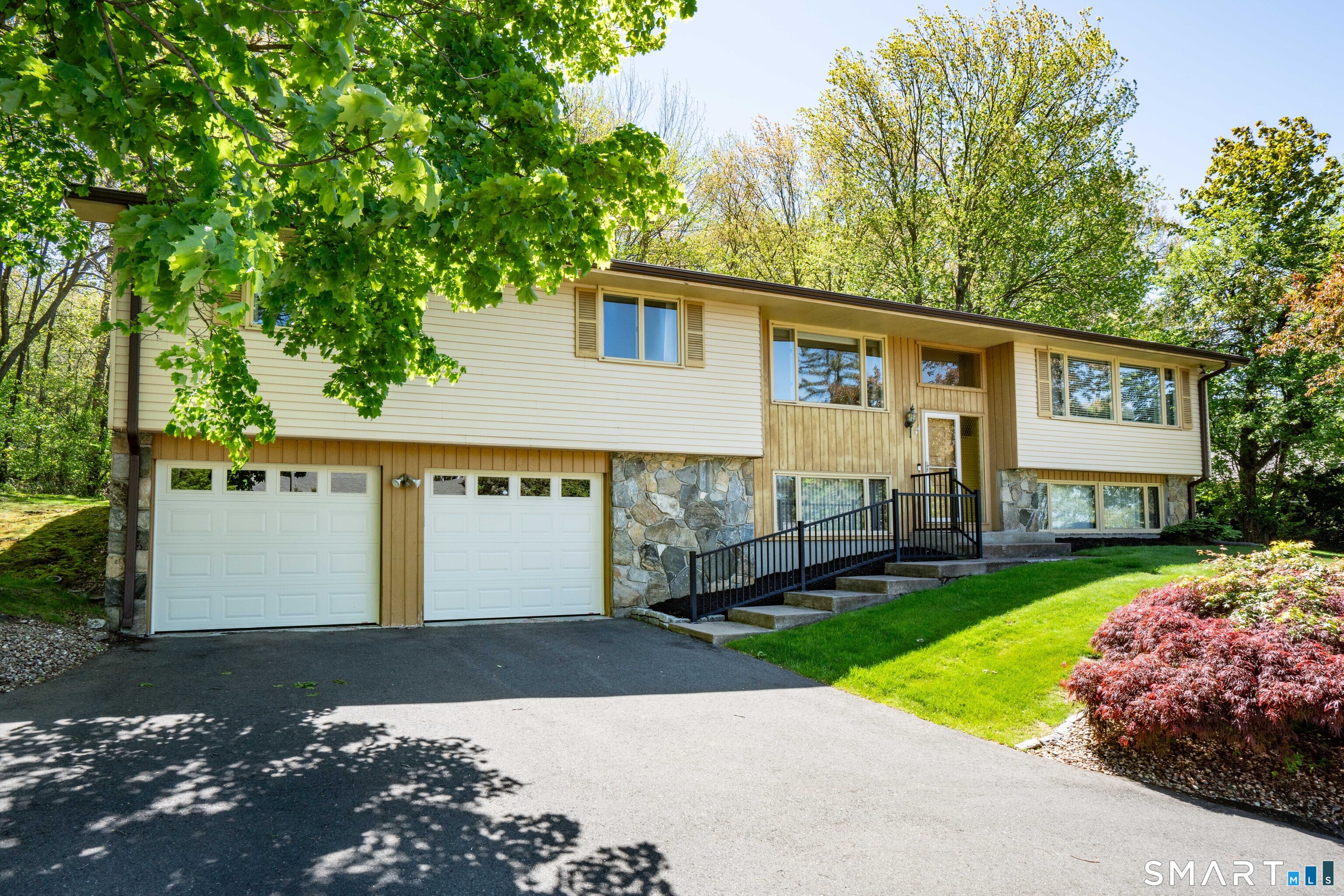 121 Shepard Drive Manchester CT 06040