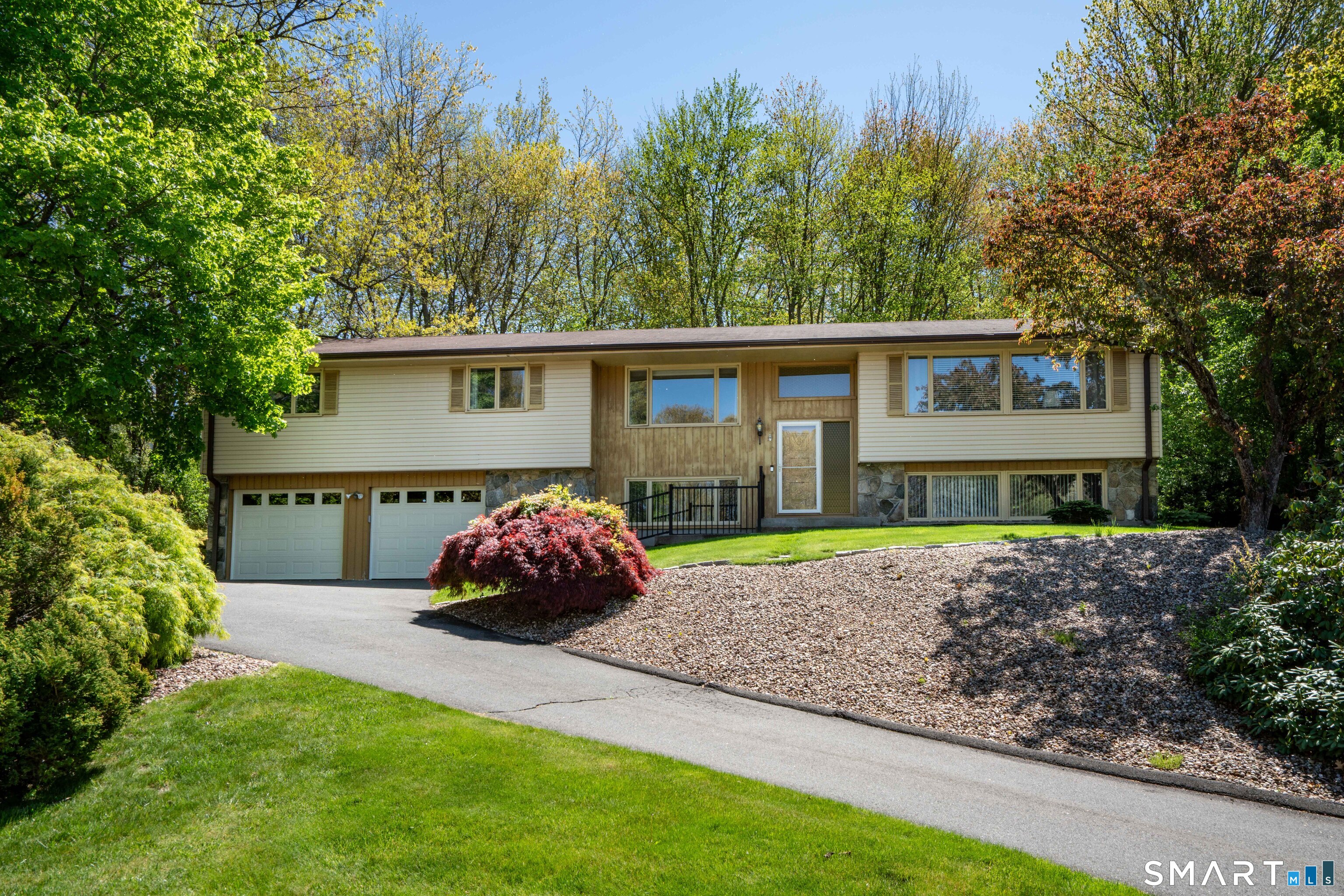 121 Shepard Drive Manchester CT 06040