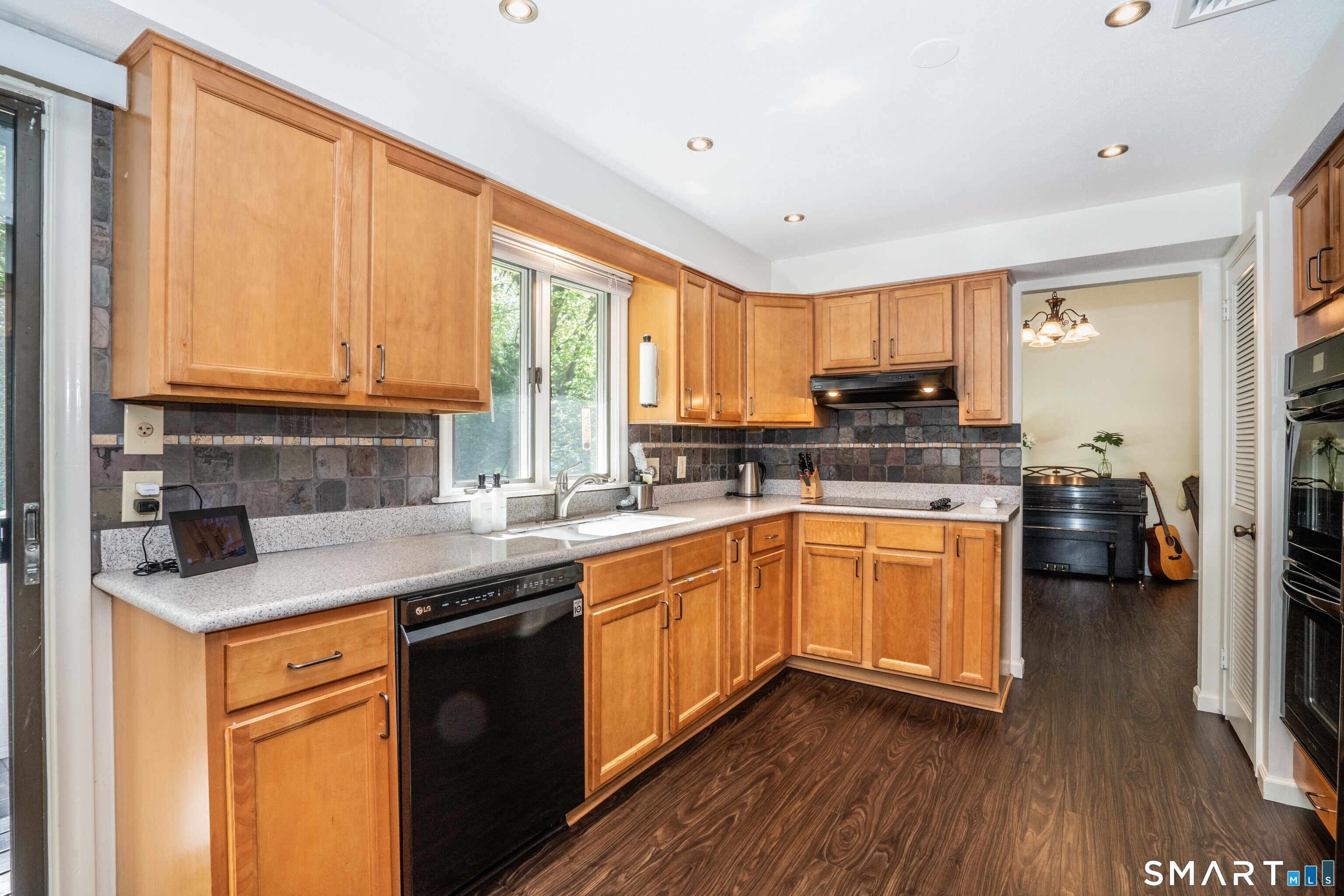 121 Shepard Drive Manchester CT 06040